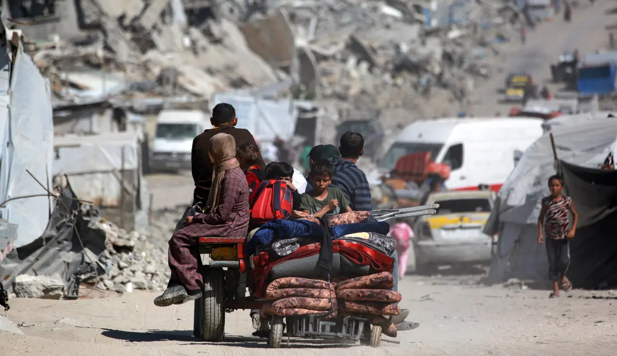 Sebelumnya, pada Jumat (9/5/2025) pekan lalu, Pemerintah Gaza memperingatkan bahwa lebih dari 65.000 anak-anak Palestina berisiko langsung mengalami kelaparan. (Bashar TALEB/AFP)
