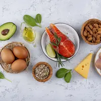 Selain ayam rebus, kamu damat menggantinya dengan sumber protein yang lain seperti dibawah ini. [Dok/freepik.com]