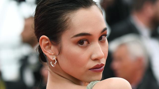 Model Cantik Kiko Mizuhara Curi Perhatian di Festival Film Cannes