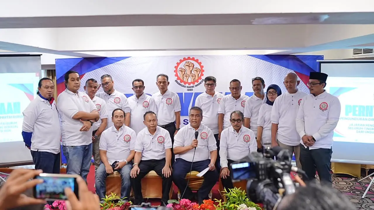 Sekjen Partai Buruh Ferri Nuzarli mengundurkan diri.