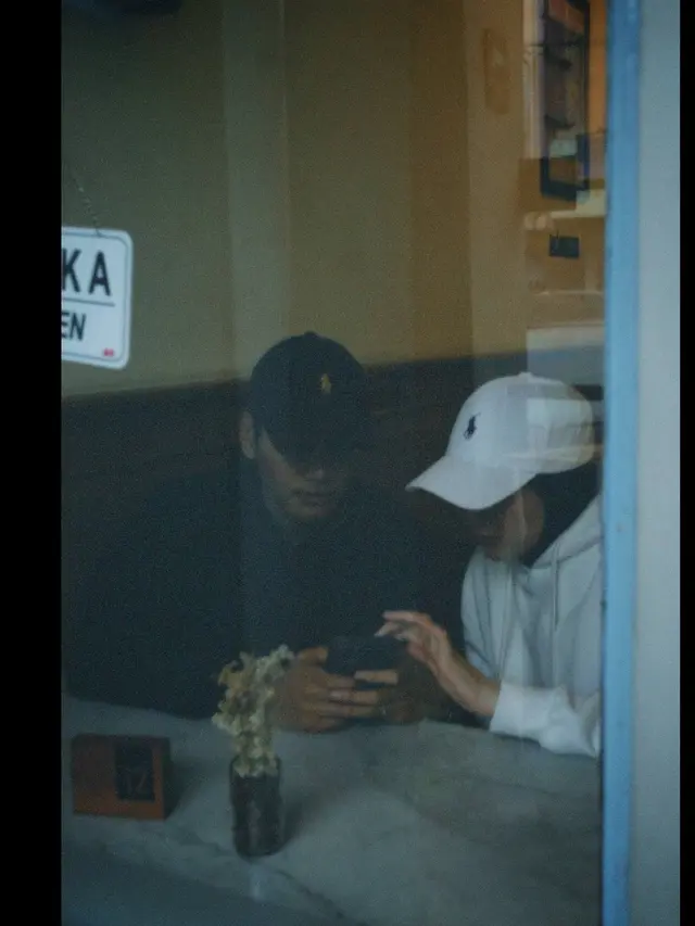 6 Potret Prewedding Pasangan ala Terciduk Dispatch Ini Unik,