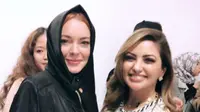 Lindsay Lohan mengenakan hijab di London Modest Fashion Week. (lnstagram/shoesanddrama)