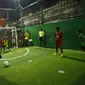 Kampung Dolly dirubah jadi tempat digelarnya futsal antar RT selama ramadan (Liputan6.com/Dian Kurniawan)