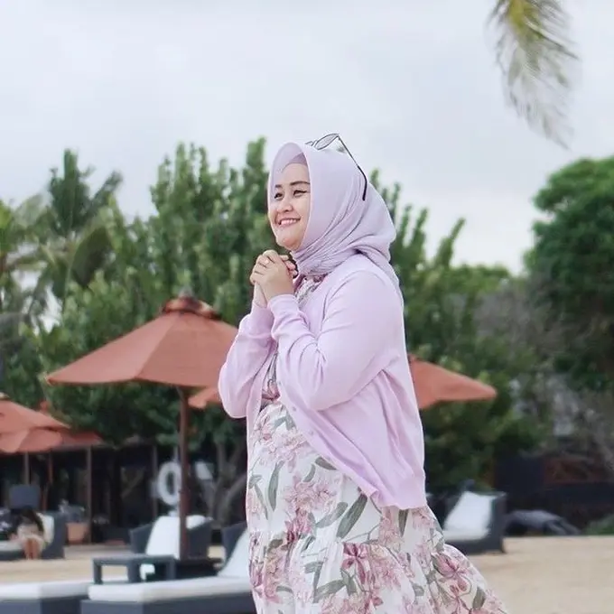 drg. Oktri Manessa (Instagram/drg_oktrimanessa)