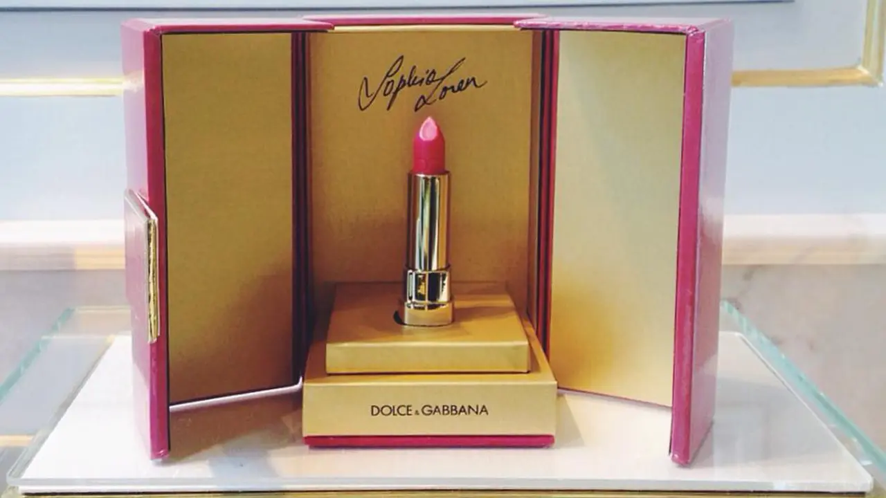 Sophia Loren Lipstick - Dolce & Gabbana 0915
