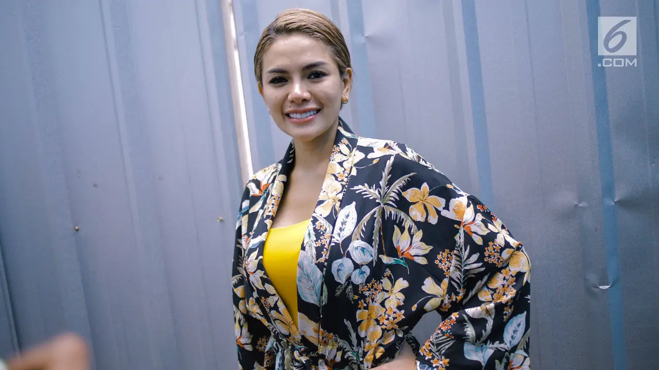 Curhatan Nikita Mirzani Soal Kekasihnya, Dipo Latief