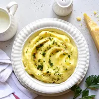 ilustrasi mashed potato/Liliya Kandrashevich/Shutterstock