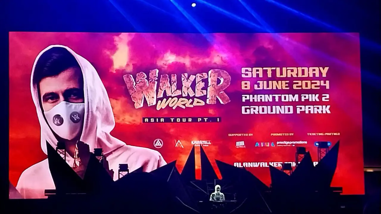 Putri Ariani di Walker World (Fimela.com/Soraya Fitriyani)