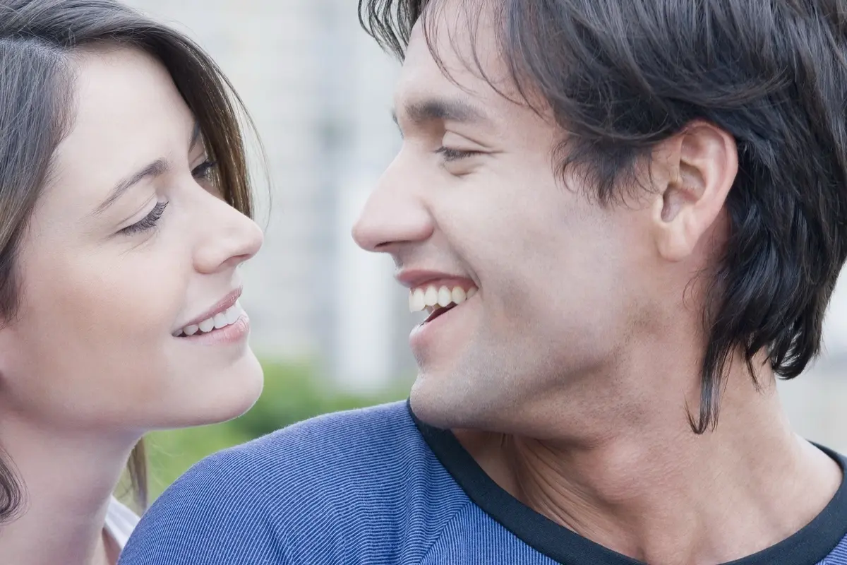 Dear Pacar, 5 Hal Ini Selalu Aku Lakukan Saat Tak Bersamamu