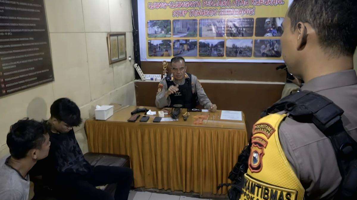 Gagalkan Tawuran Antarwarga, Polisi Amankan 2 Pemuda dan Senjata Rakitan di Makassar