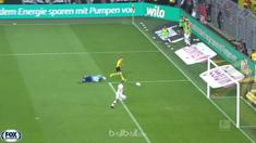 Berita video gol-gol yang dicetak Borussia Dortmund saat mengalahkan Bayer Leverkusen dalam lanjutan Bundesliga 2017-2018. This video presented by BallBall.