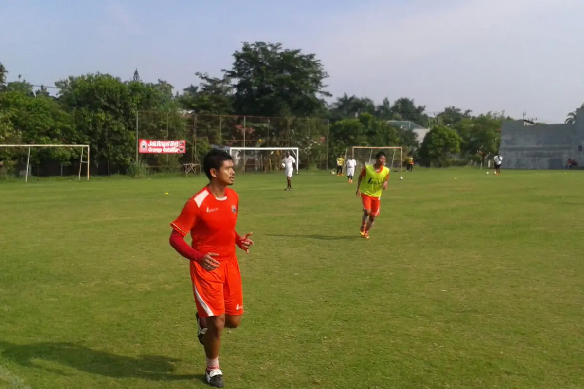 Bambang Pamungkas Ikut Latihan Bersama Persija Jakarta (Liputan6.com / Marco Tampubolon)