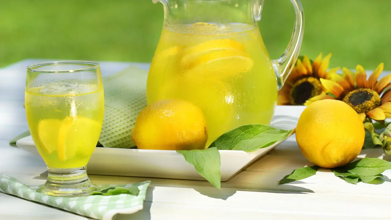 Melenyapkan Batuk dengan Jus Lemon