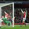Gelandang Arsenal, Kai Havertz, mengangkat tangan untuk merayakan gol kedua timnya dalam laga kontra Paris Saint-Germain (PSG) dalam matchday kedua Liga Champions 2024/2025 di Emirates Stadium, London, Rabu (2/10/2024) dini hari WIB. (Adrian Dennis / AFP)