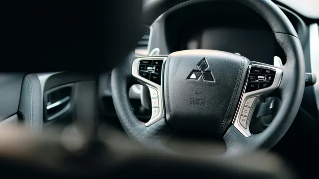 ilustrasi steering wheel mitsubishi pajero