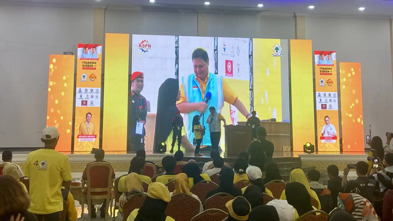 Partai Golkar berpotensi meraih kursi terbanyak di parlemen usai Pemilihan Umum atau Pemilu 2024 meski Partai Demokrasi Indonesia Perjuangan (PDIP) yang meraih suara tertinggi hasil perhitungan suara. Itulah top 3 news hari ini.
