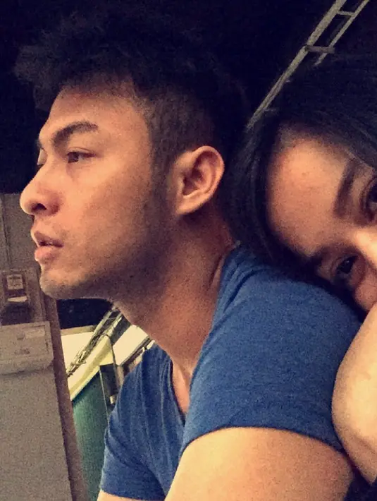 Anissa Bahar dengan terang-terangan mengaku bahwa ia tidak merestui hubungan putrinya dengan Deddy. Apalagi sebagai seorang ibu, ia melihat putrinya tidak menjadi lebih baik. (Instagram/juwitabahar11)