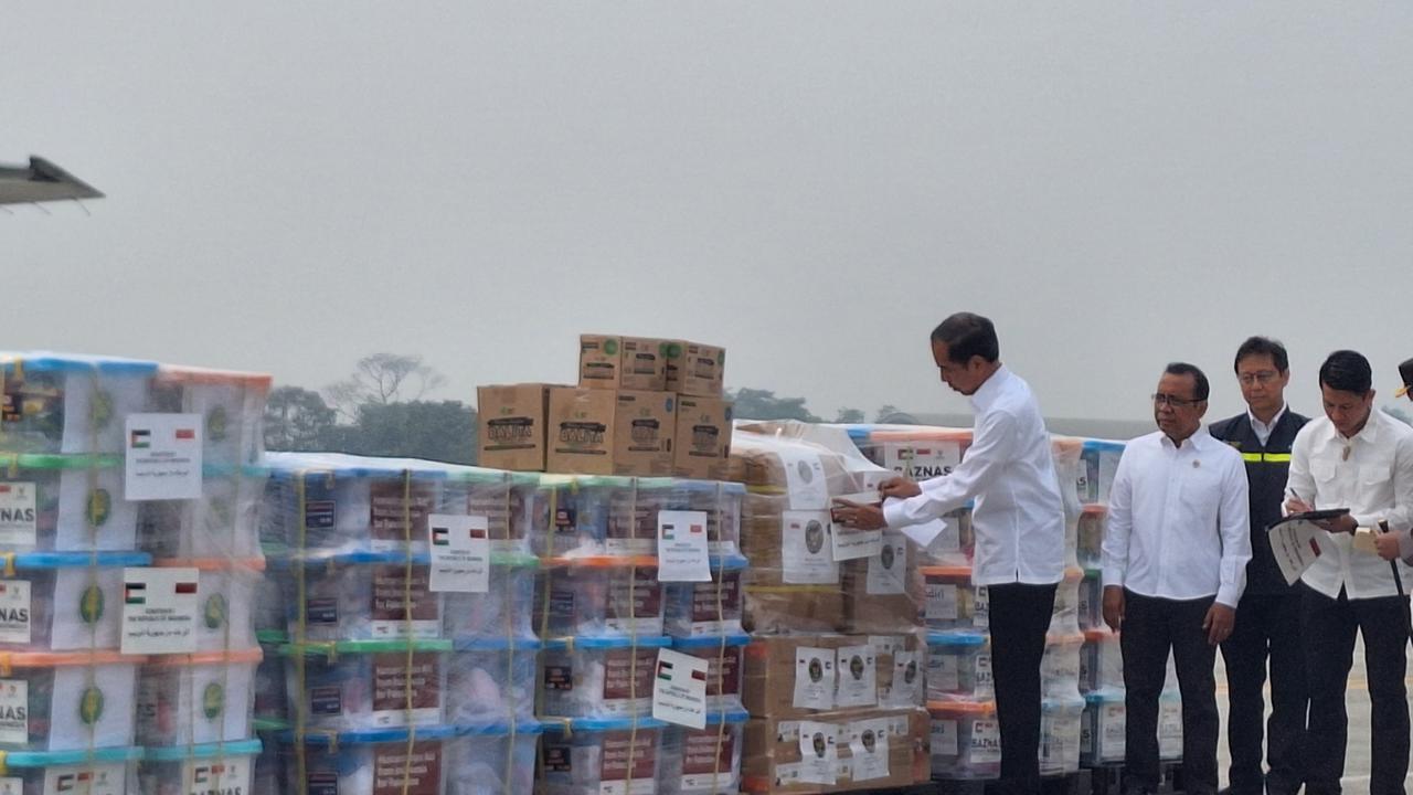 Presiden Joko Widodo atau Jokowi mengatakan pemerintah akan segera mengirimkan bantuan tahap kedua untuk warga Gaza, Palestina.