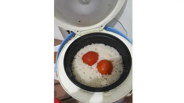 6 Cara Masak Pakai Rice Cooker ala Anak Kos Ini Kreatif Banget