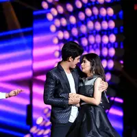 Kesuksesan Aliando Syarief dan Prilly Latuconsina dalam sinetron Ganteng Ganteng Srigala hingga sekarang keduanya mengaku hingga kini mudah membangun chemistry di atas panggung. (Adrian Putra/Bintang.com)