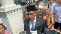 Menteri Hukum Supratman Andi Atgas di Istana Negara pada Minggu (20/10/2024). (Liputan6.com/Winda Nelfira).