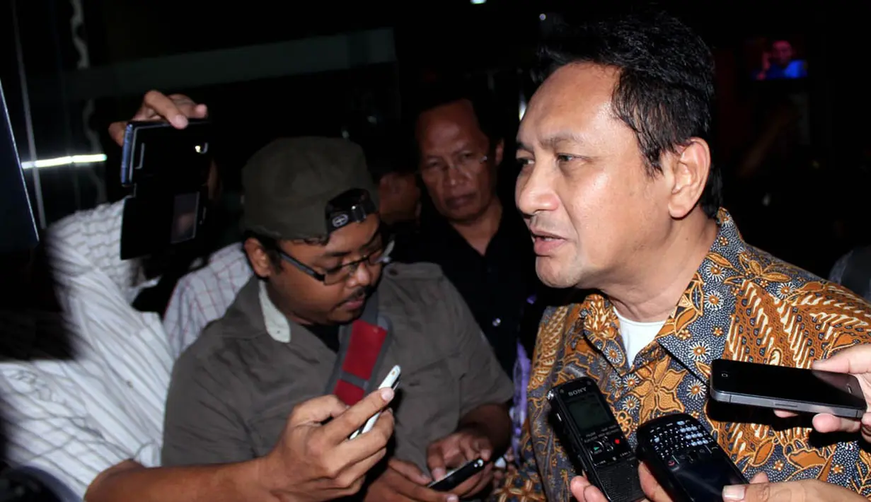 Mantan Kepala Dinas Perhubungan DKI Jakarta Udar Pristono saat memberikan keterangan kepada wartawan terkait kasus yang mebelitnya, Jakarta, (17/9/14). (Liputan6.com/Johan Tallo)