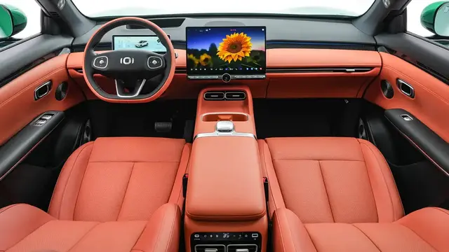Interior Changan Nevo Q06 (carnewschina)