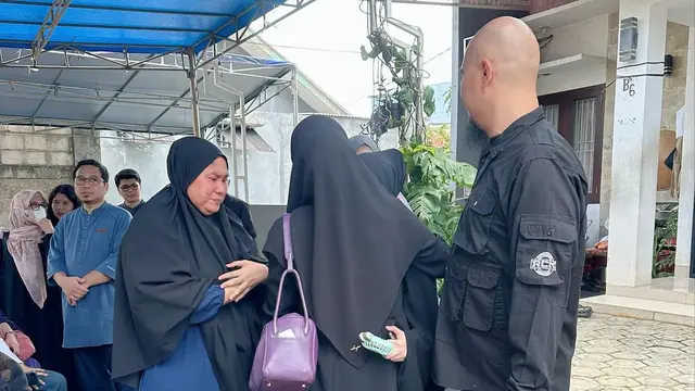 Ayah Tissa Biani Meninggal