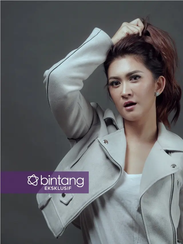 [Bintang] Nafa Urbach