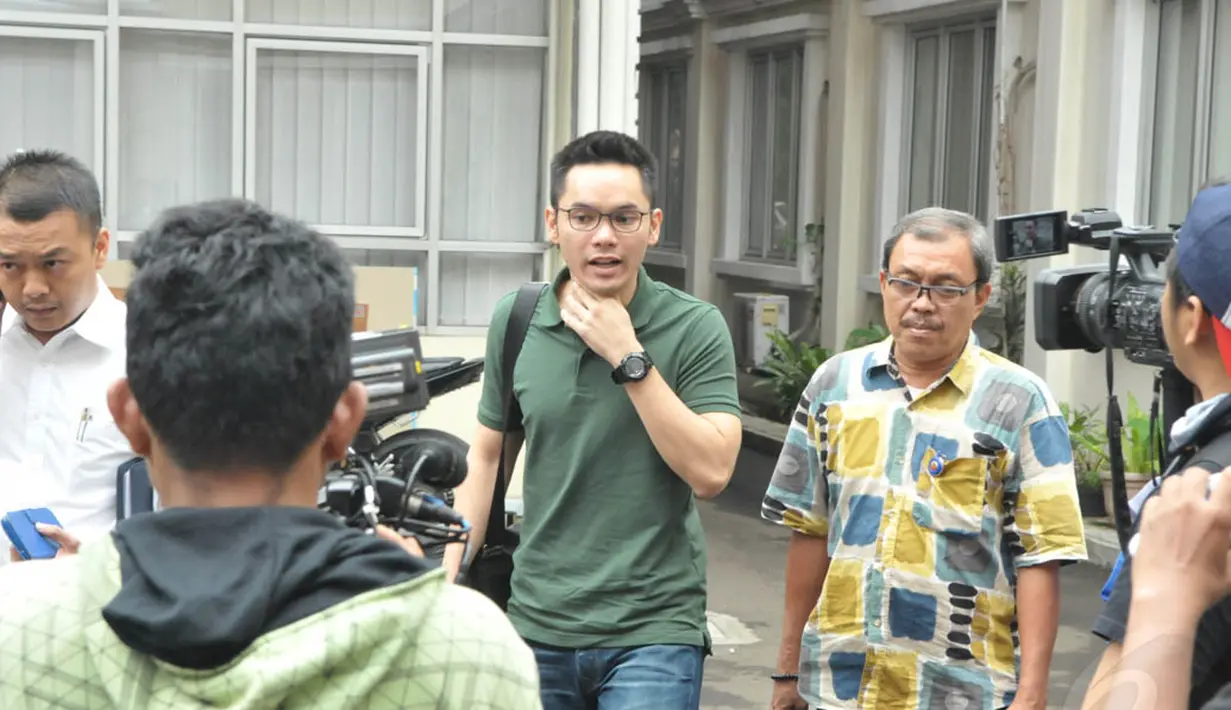 Artis Ben Kasyafani mendatangi kantor KPAI (Komisi Perlindungan Anak Indonesia). Jakarta, (26/6/14) (Liputan6.com/Panji Diksana)
