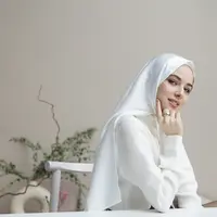Raih wajah yang sehat dan bebas kering dengan memperhatikan asupan makanan dan penggunaan skincare. (Foto: Freepik/Freepik)