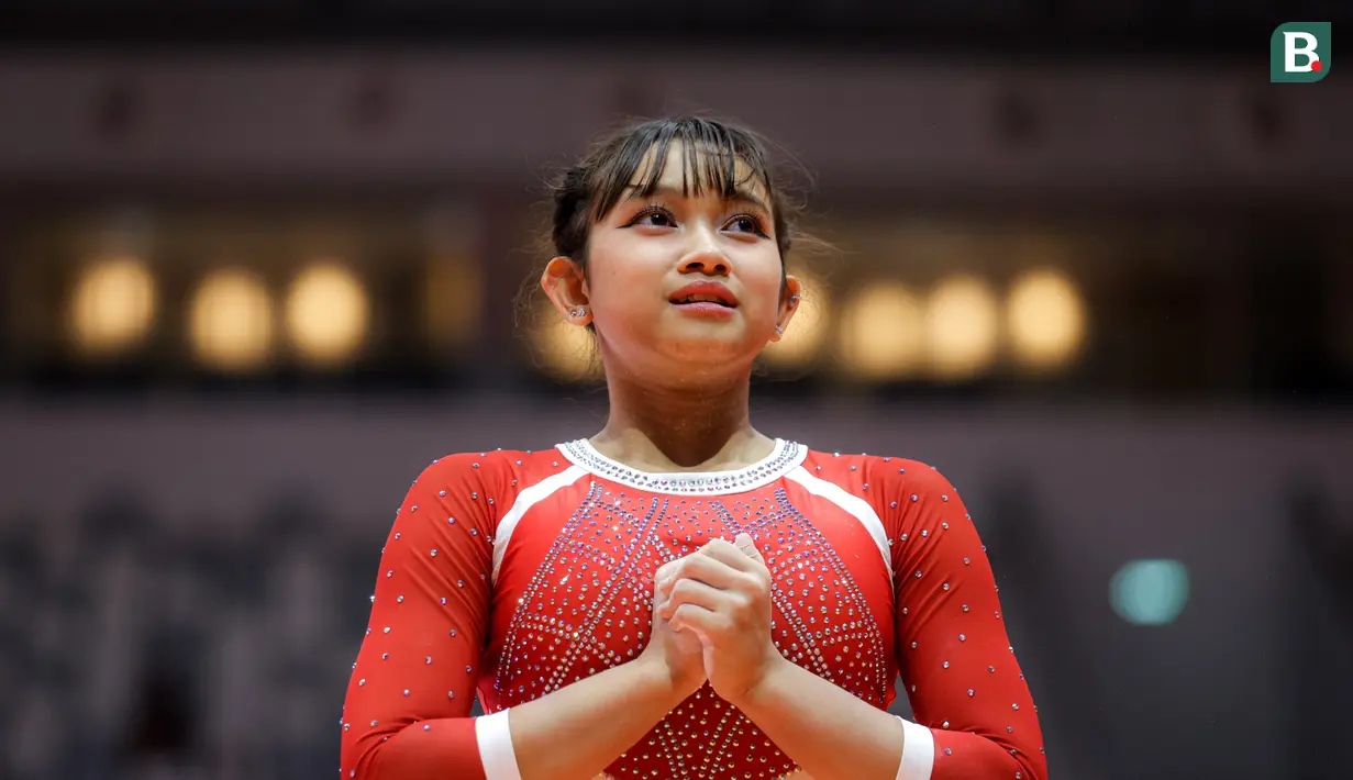 <p>Ekspresi gugup pesenam putri Indonesia, Alarice Mallica Prakoso sebelum beraksi pada nomor senam lantai dalam Kejuaraan Dunia Gimnastik 2025 di Indonesia Arena, Senayan, Jakarta, Selasa (21/10/2025). (Bola.com/Bagaskara Lazuardi)</p>