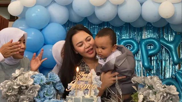 Ingin Anaknya Jadi Pesepak Bola, Ini 7 Momen Ulang Tahun Anak Ratu Rizky Nabila
