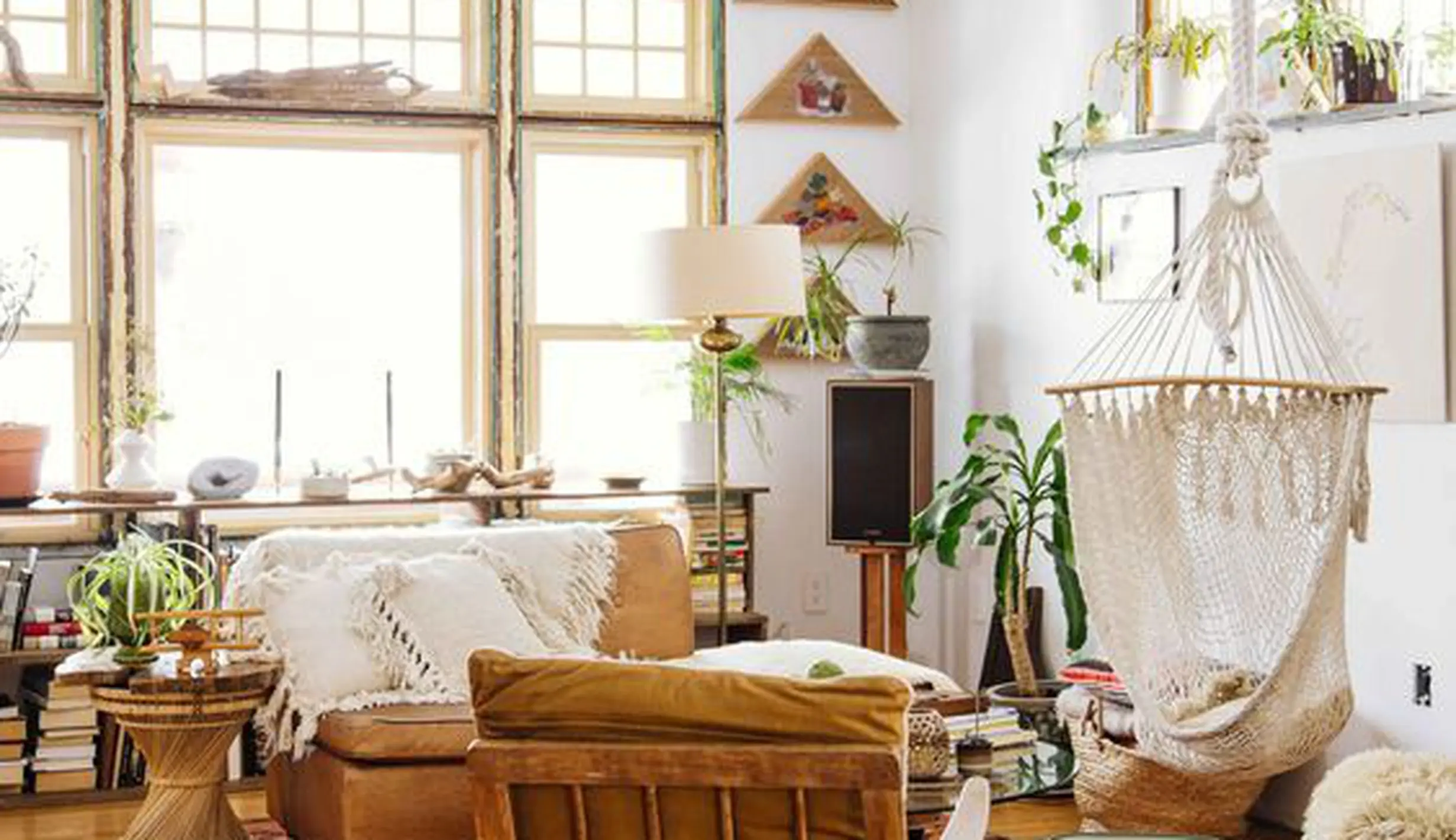 Inspirasi DIY Ranting Pohon Untuk Dekorasi Rumah Low-Budget - Photo ...