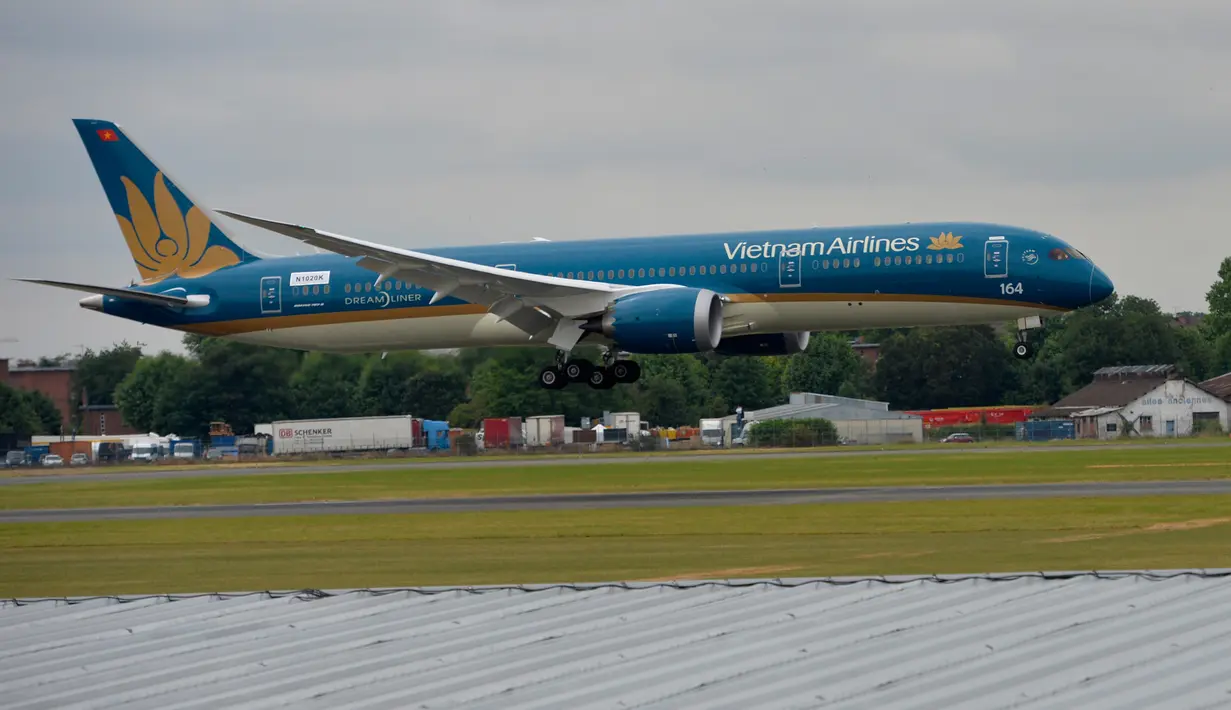 Terhitung mulai 12 Juli 2017, seluruh penerbangan Vietnam Airlines yang sebelumnya beroperasi di Terminal 2 akan beroperasi di Terminal 3 Bandara Internasional Soekarno-Hatta (BSH). (MIGUEL MEDINA / AFP)