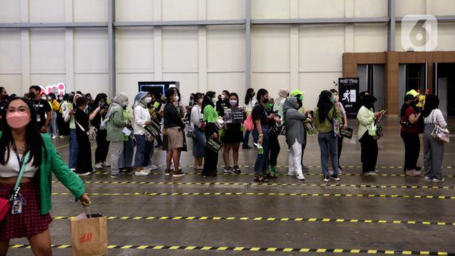 Antusiasme NCTzen Saksikan Konser NCT 127 di Indonesia