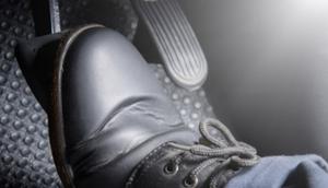 Ilustrasi Rem Mobil. (Foto: Shutterstock)