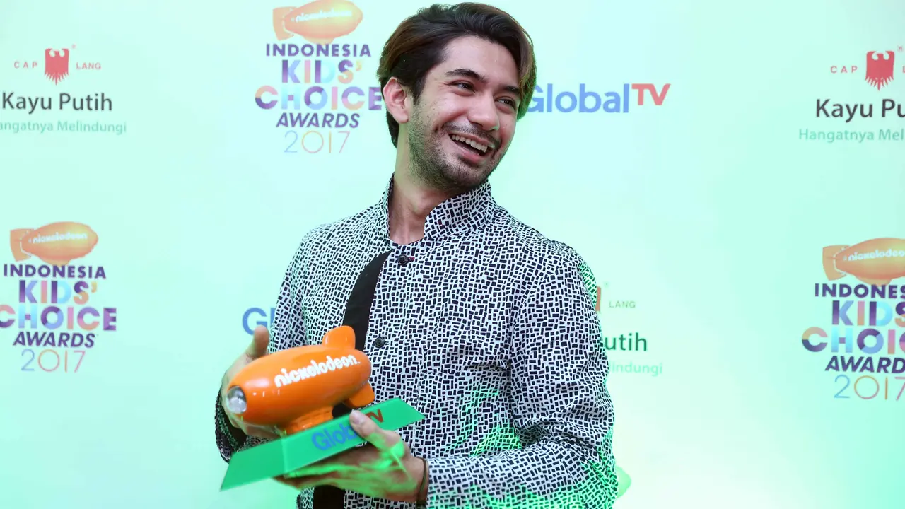 [Bintang] Reza Rahadian