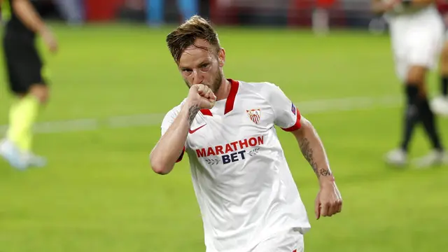 10 Pemain Sevilla Tampil Spartan, Menang Dramatis Atas Krasnodar