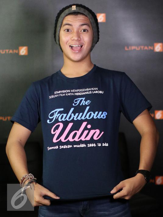 Ajil Ditto pemain film The Fabulous Udin saat berkunjung ke Liputan6.com, Jakarta, Senin (25/4/2016). (Liputan6.com/Herman Zakharia)