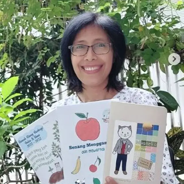 Penulis Buku Anak, Renny Yaniar