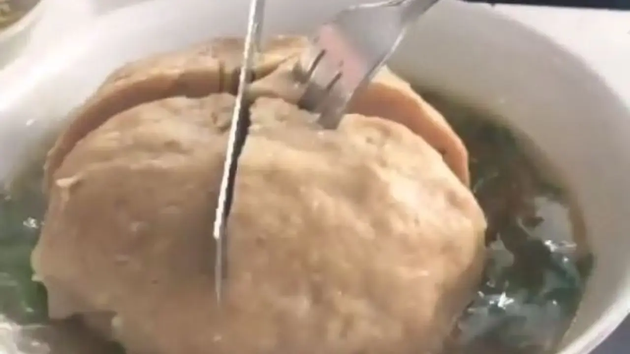 [Bandung] Sahur dengan Bakso yang Super Gede Pasti Enak Nih