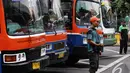 Menurut Pemda DKI, pencabutan izin kendaraan umum tidak akan mengurangi transportasi publik di Ibukota. Karena saat ini Pemda sedang gencar melakukan pengadaan ratusan bus Transjakarta (17/11/2014) (Liputan6.com/Faizal Fanani)
