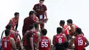 Pebasket difable Indonesia menyimak arahan pelatih saat laga melawan Thailand pada laga Indonesia Para Games Invitational Tournament 2018 di Hall A GBK, Jakarta, Senin (2/7). Indonesia kalah 35-58. (Liputan6.com/Helmi Fithriansyah)
