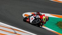 Pembalap Astra Honda Racing Team, Dimas Ekky Pratama, bersaing di papan atas klasemen FIM CEV Moto2 European Championship 2018. (dok. Astra Honda Motor)