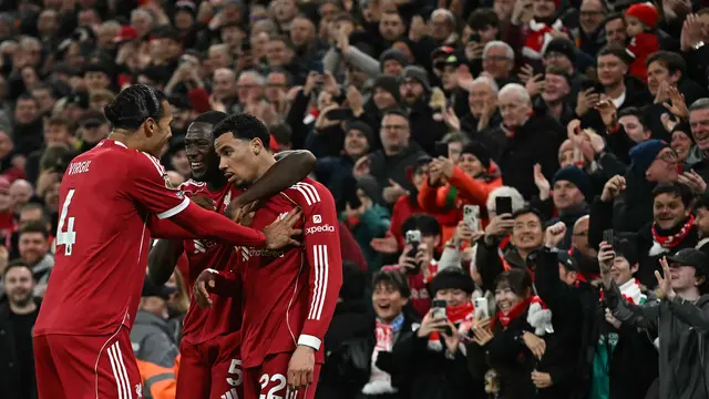 Selebrasi Hugo Ekitike saat Liverpool menang atas Brighton
