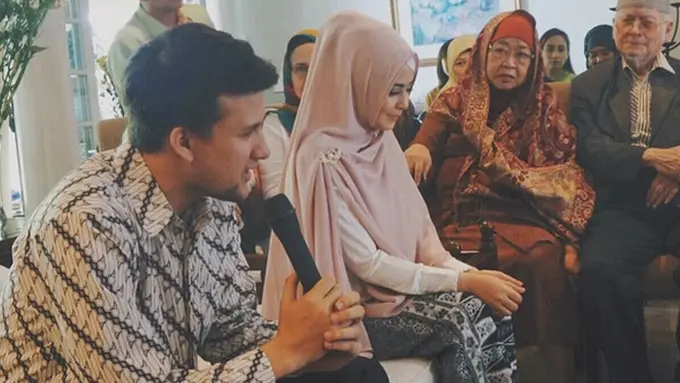 Stuart Collin dan Risty Tagor