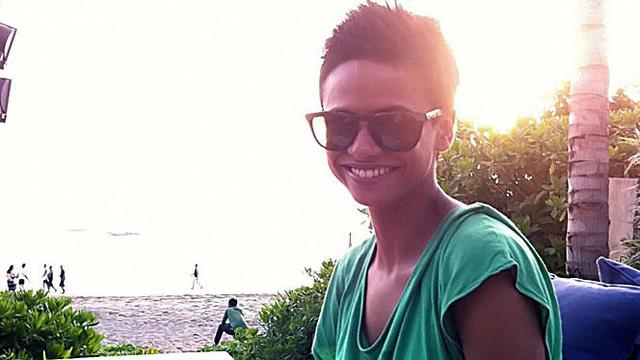 5 Artis Ini Tetap Cantik dengan Kepala Botak