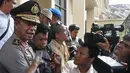 Kadiv Humas Polri Irjen Pol Anton Charliyan memberikan keterangan pers terkait pelantikan Budi Gunawan, Mabes Polri, Jakarta, Rabu (22/4/2015). Pelantikan Budi Gunawan sebagai Wakapolri dilakukan secara tertutup (Liputan6.com/JohanTallo)