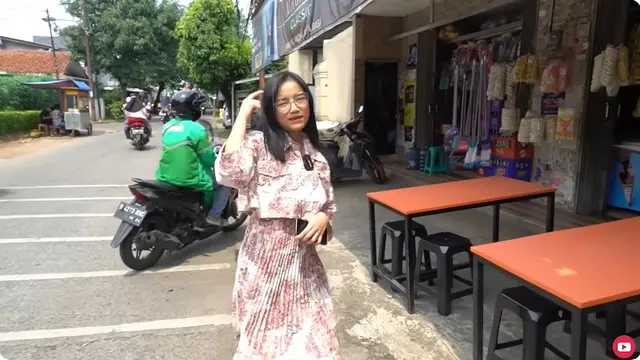 6 Potret Warung Sembako Fadil Jaidi, Konsepnya Menyatu dengan Rumah